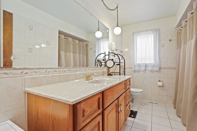 4308 W 91st Place, Oak Lawn, IL 60453