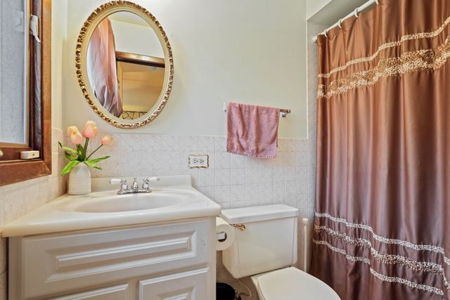 4308 W 91st Place, Oak Lawn, IL 60453