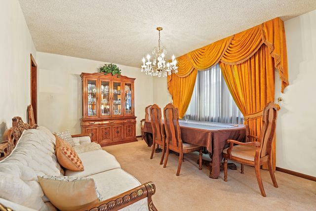 4308 W 91st Place, Oak Lawn, IL 60453