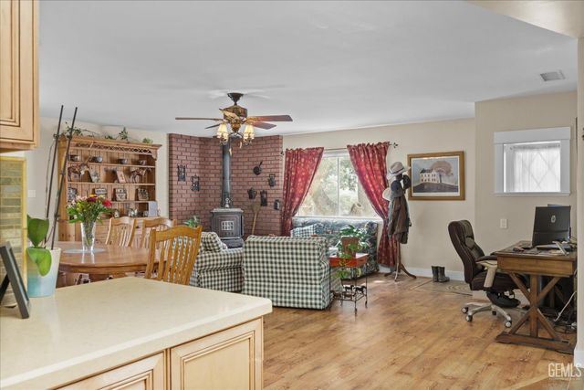 21564 Pine Tree Road, Caliente, CA 93518