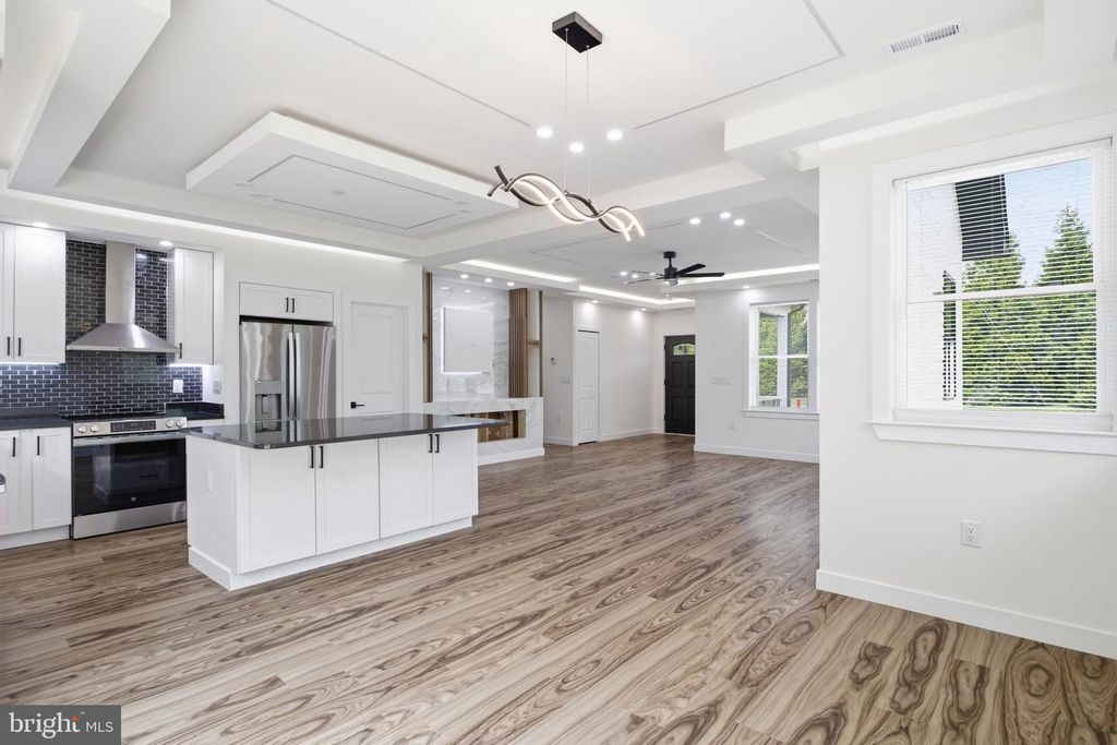 Image 12 of property listing at 2269 JENKINS CREEK RD, Cambridge, MD 21613