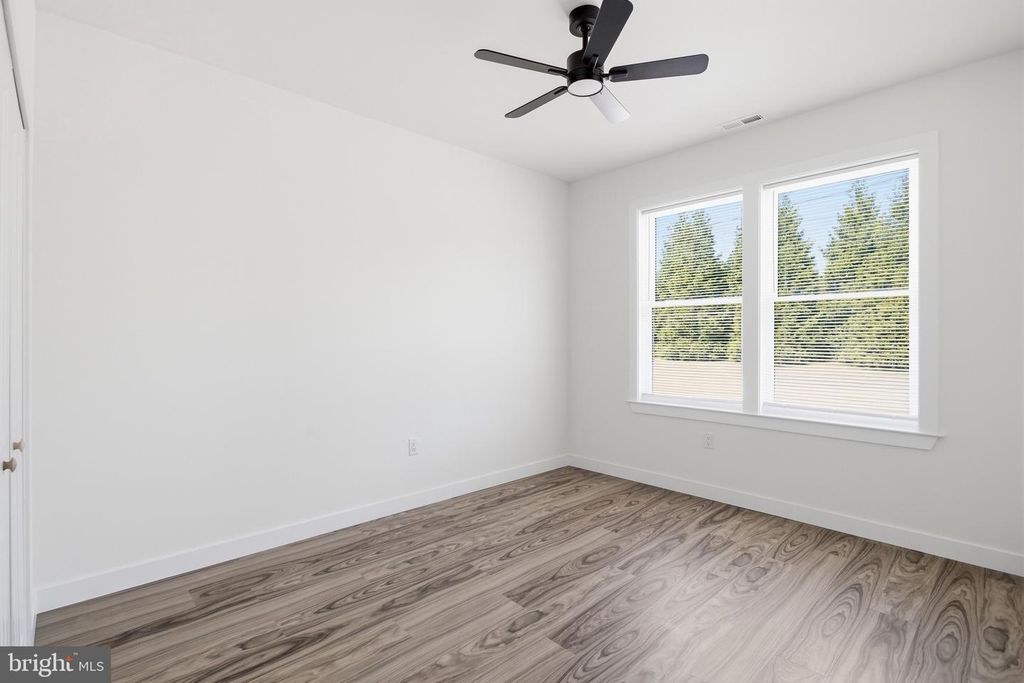 Image 16 of property listing at 2269 JENKINS CREEK RD, Cambridge, MD 21613