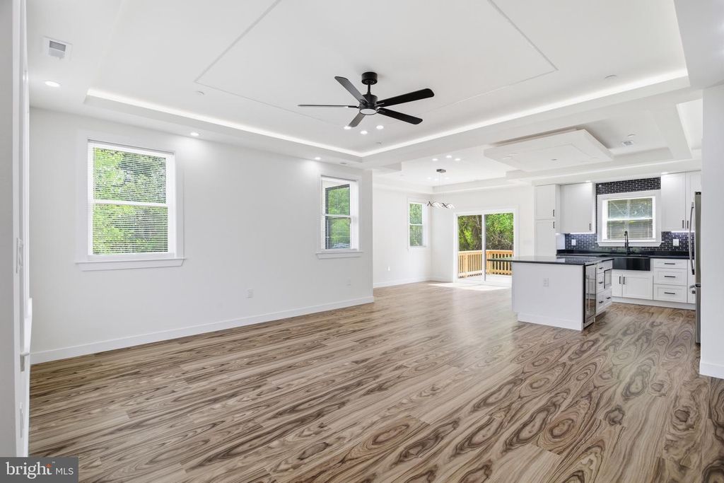 Image 4 of property listing at 2269 JENKINS CREEK RD, Cambridge, MD 21613