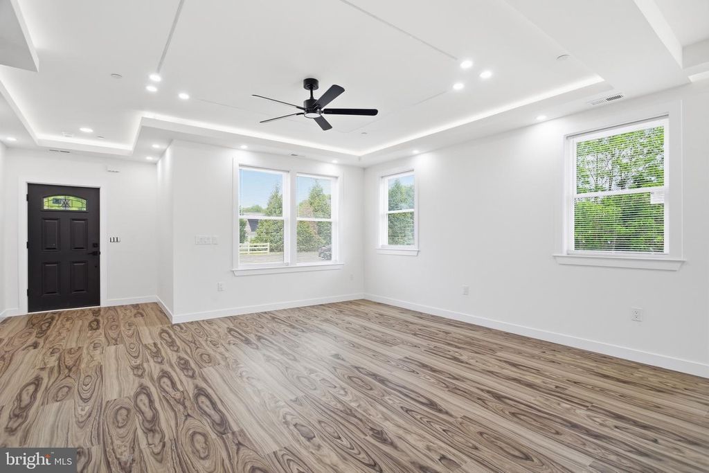 Image 7 of property listing at 2269 JENKINS CREEK RD, Cambridge, MD 21613