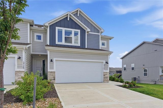 3727 SW Clayton Place, Lee's Summit, MO 64082
