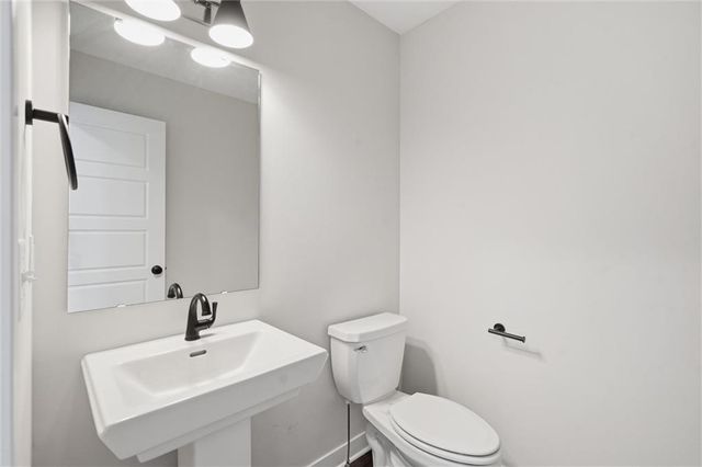 3727 SW Clayton Place, Lee's Summit, MO 64082
