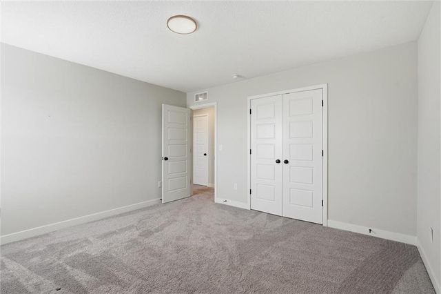3727 SW Clayton Place, Lee's Summit, MO 64082