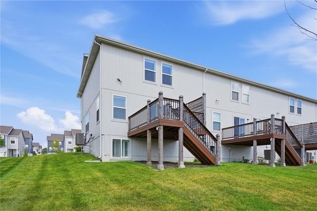 3727 SW Clayton Place, Lee's Summit, MO 64082