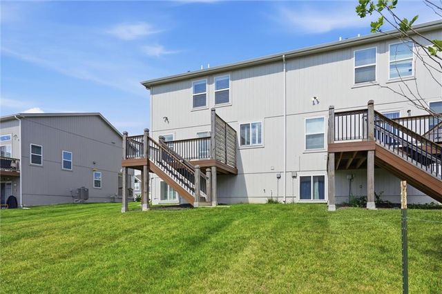 3727 SW Clayton Place, Lee's Summit, MO 64082
