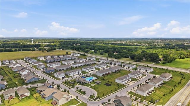 3727 SW Clayton Place, Lee's Summit, MO 64082