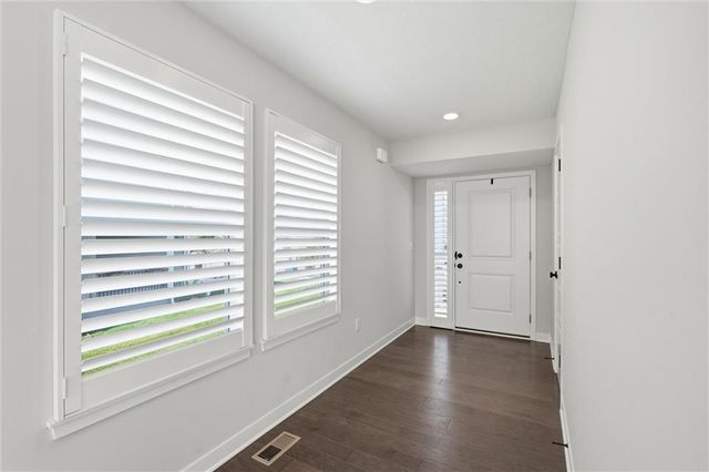 3727 SW Clayton Place, Lee's Summit, MO 64082