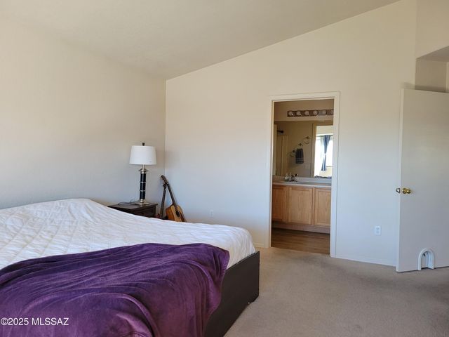 7395 S River Willow Drive, Tucson, AZ 85747