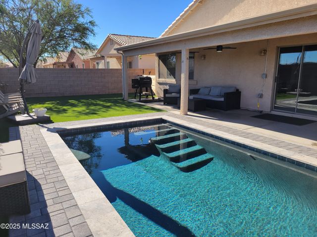 7395 S River Willow Drive, Tucson, AZ 85747