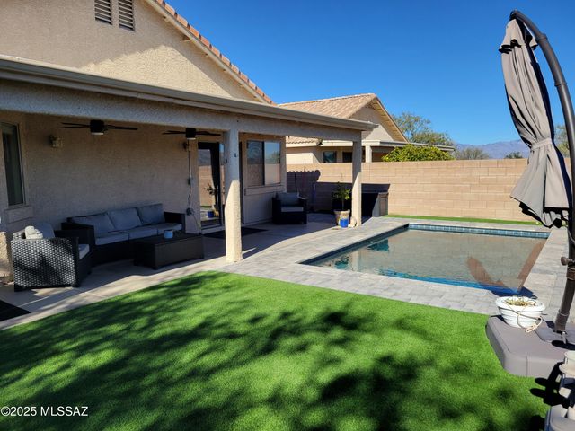 7395 S River Willow Drive, Tucson, AZ 85747