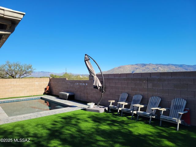 7395 S River Willow Drive, Tucson, AZ 85747