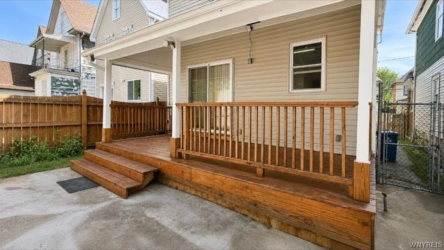 32 Gallatin Avenue, Buffalo, NY 14207