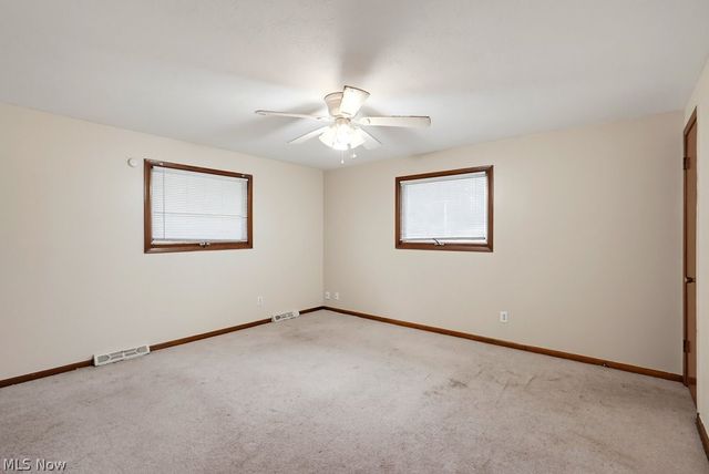 2207 Oaklawn Drive, Parma, OH 44134