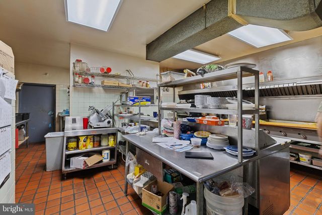 663 AND 665 W PRATT ST, Baltimore, MD 21201