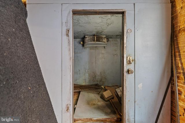 663 AND 665 W PRATT ST, Baltimore, MD 21201