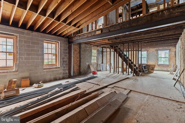 663 AND 665 W PRATT ST, Baltimore, MD 21201