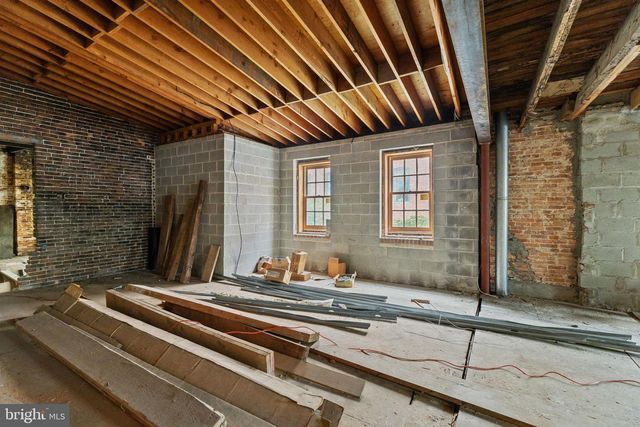 663 AND 665 W PRATT ST, Baltimore, MD 21201