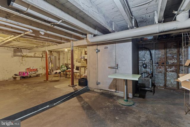 663 AND 665 W PRATT ST, Baltimore, MD 21201