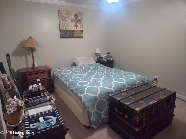 3910 Kirby Ln, Jeffersontown, KY 40299