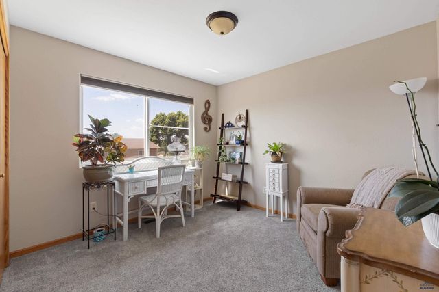 3035 NEW ENGLAND STREET, Rapid City, SD 57703