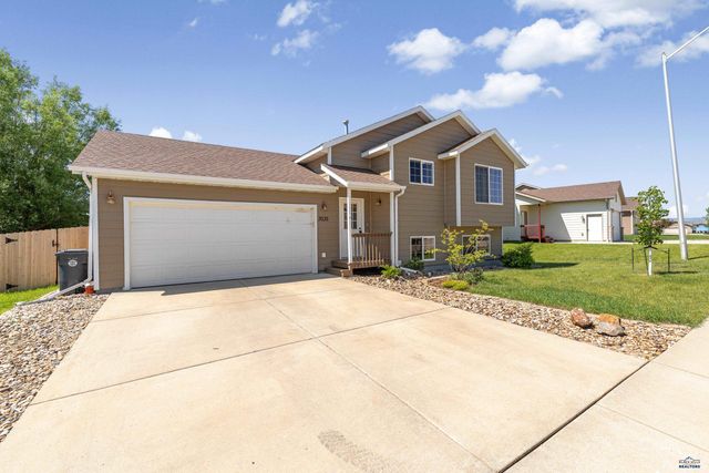 3035 NEW ENGLAND STREET, Rapid City, SD 57703