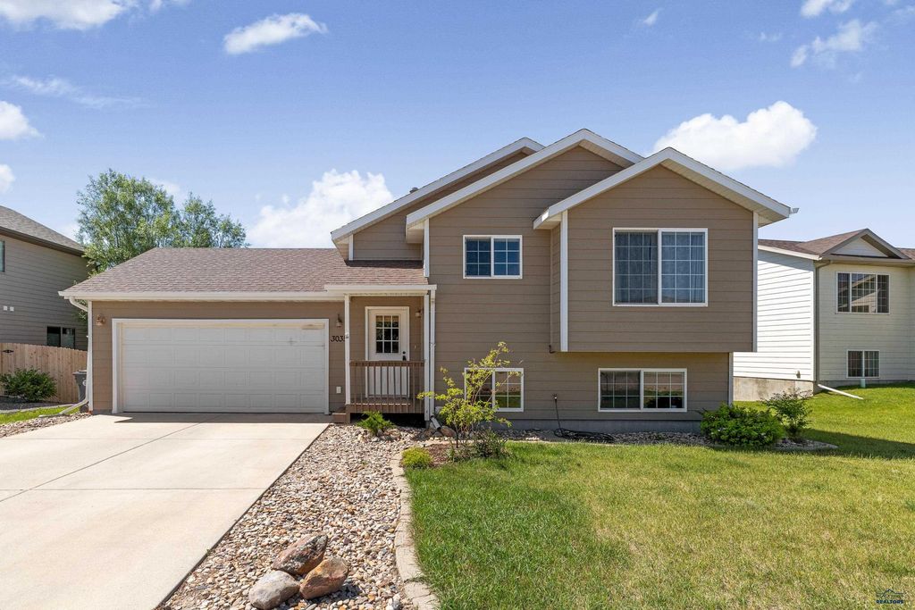 3035 NEW ENGLAND STREET, Rapid City, SD 57703