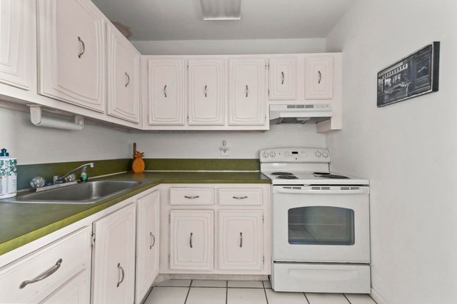631 Snug Harbor Drive S1, Boynton Beach, FL 33435