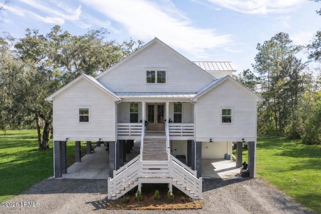 34 Huspah Court, Seabrook, SC 29940