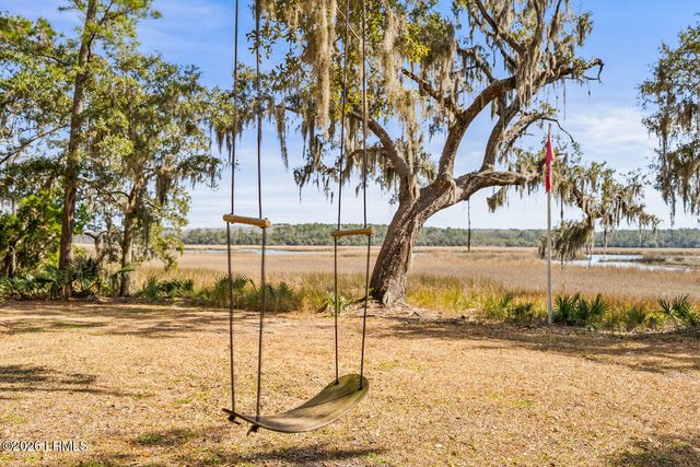 34 Huspah Court, Seabrook, SC 29940