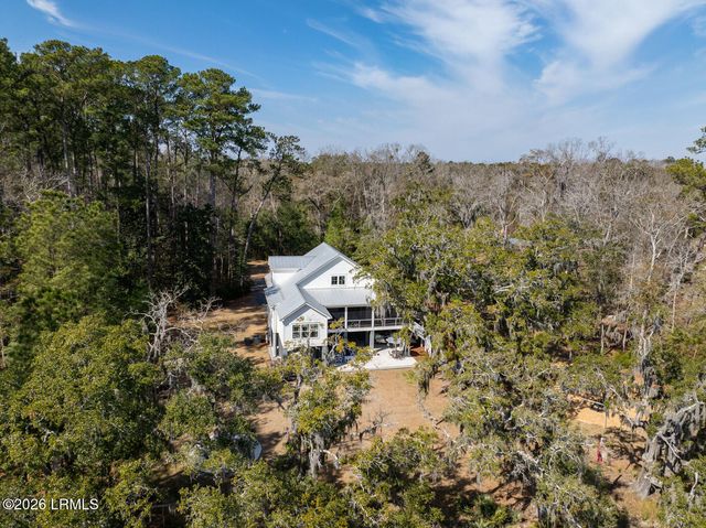34 Huspah Court, Seabrook, SC 29940