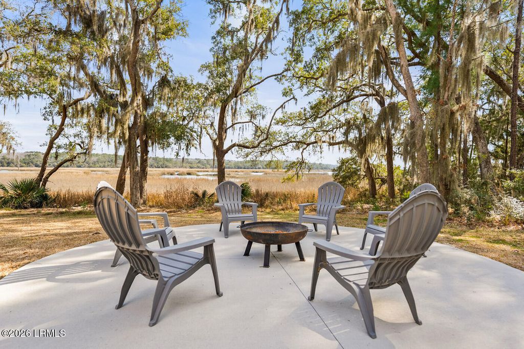 34 Huspah Court, Seabrook, SC 29940