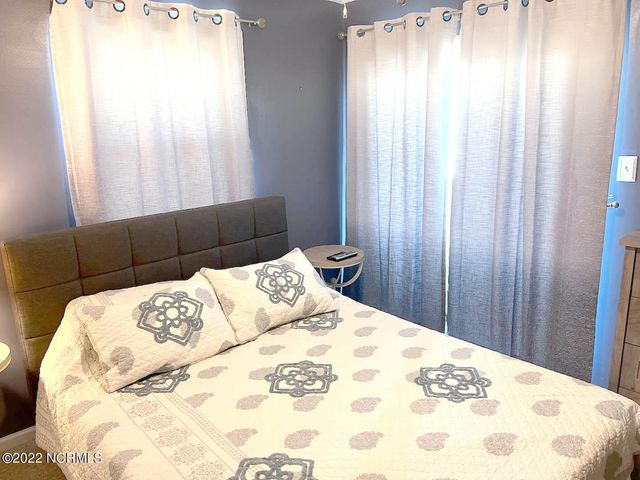 2250 New River Inlet Road 311, Sneads Ferry, NC 28460