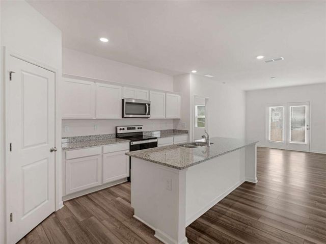 214 Georgian Way, Locust Grove, GA 30248