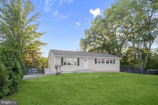 8056 GREENWICH RD, Catlett, VA 20119