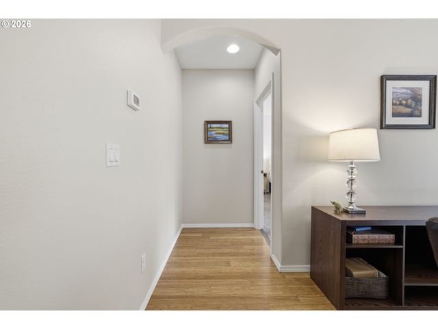 1798 S 57TH Pl, Springfield, OR 97478