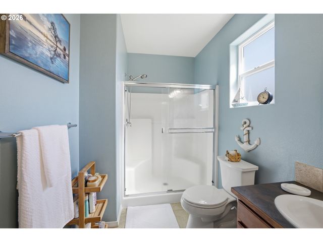 1798 S 57TH Pl, Springfield, OR 97478