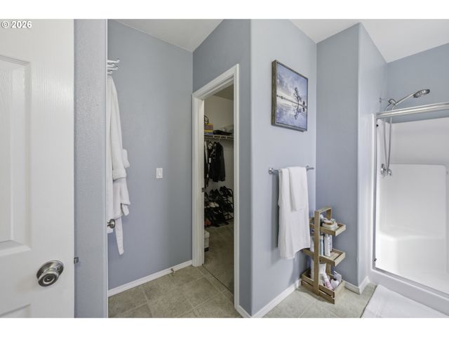 1798 S 57TH Pl, Springfield, OR 97478