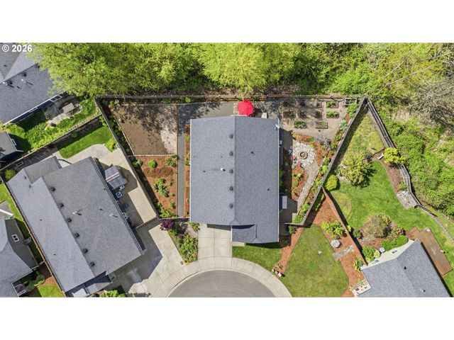 1798 S 57TH Pl, Springfield, OR 97478