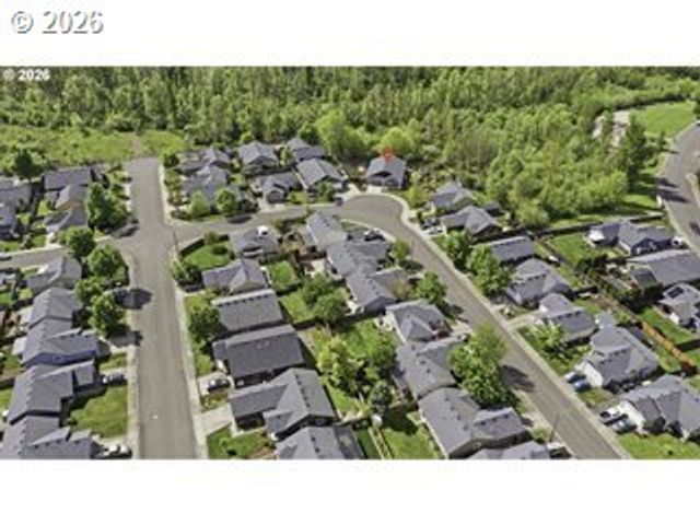 1798 S 57TH Pl, Springfield, OR 97478