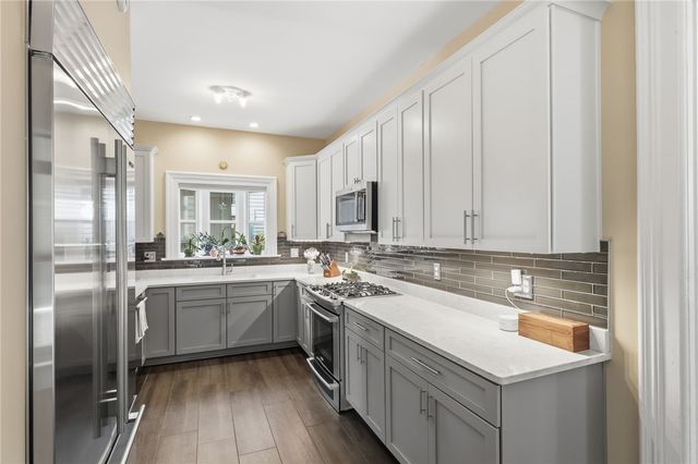 28 Vick Park A, Rochester, NY 14607