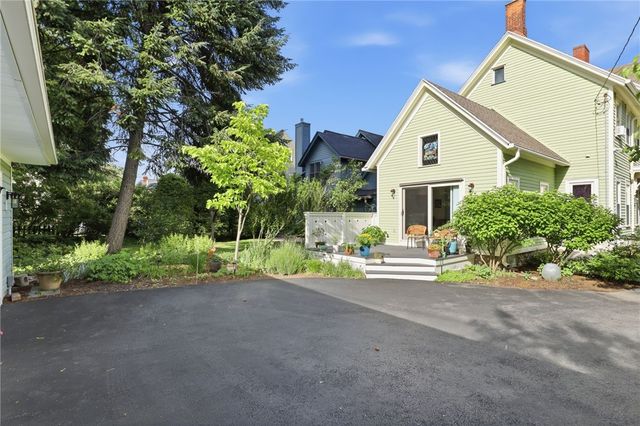 28 Vick Park A, Rochester, NY 14607