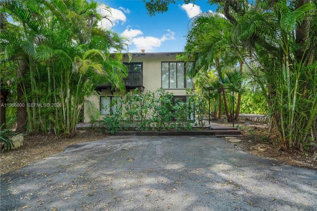 6500 SW 54th Ln, South Miami, FL 33155