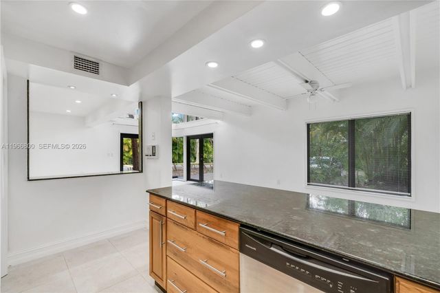 6500 SW 54th Ln, South Miami, FL 33155