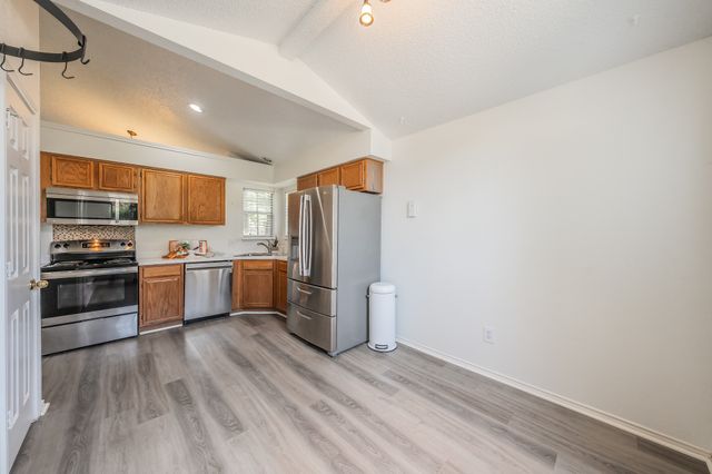 4631 Essex Drive, Grand Prairie, TX 75052