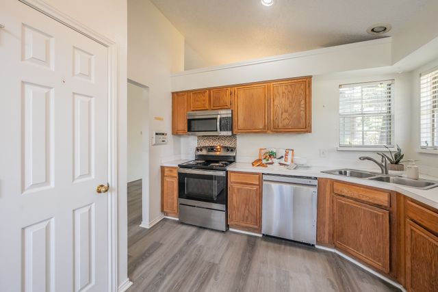 4631 Essex Drive, Grand Prairie, TX 75052