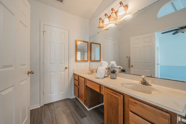 4631 Essex Drive, Grand Prairie, TX 75052